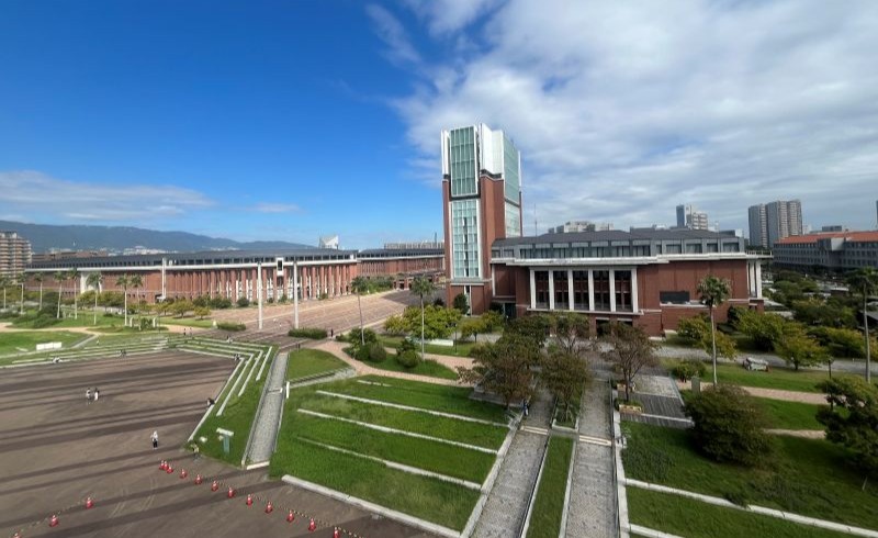 神戸学院大学様