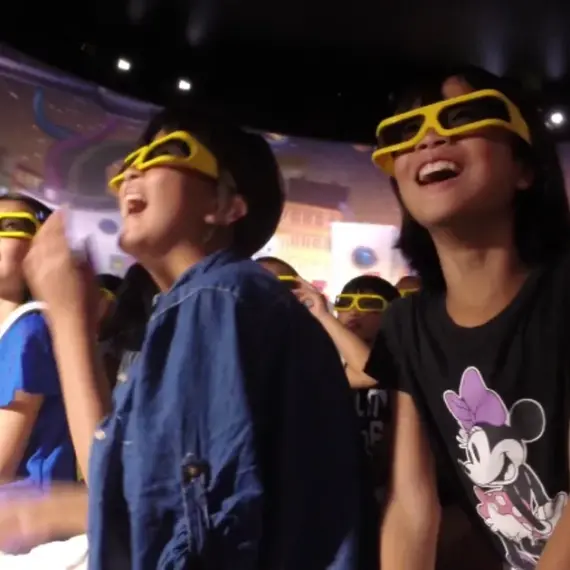 いよいよ！秋葉原上陸！360°VRシアタ―「4D王」