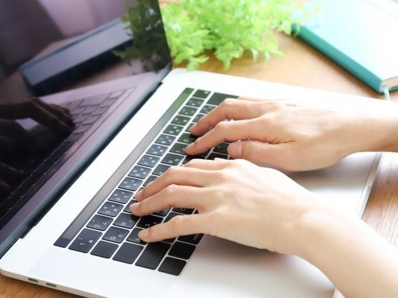 田中電気の法人携帯サポート事務が感じる「寄り添う」仕事のやりがい